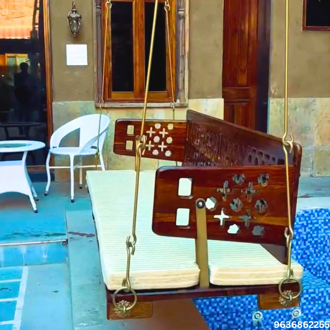 Wooden Reversible Swing with Chain Set - EV