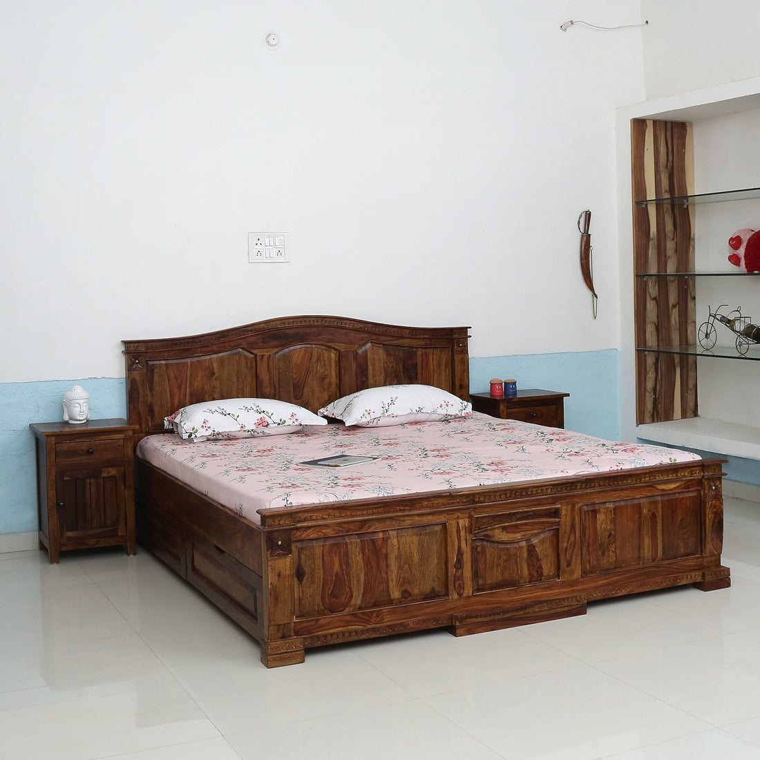 Wooden bed with storage - Borage